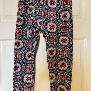 LuLaRoe Leggings, Medallion Print One Size Blue, Red, Black print